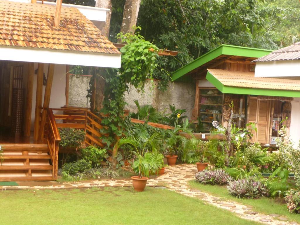 Palo Alto Bed & Breakfast Puerto Princesa Exteriör bild
