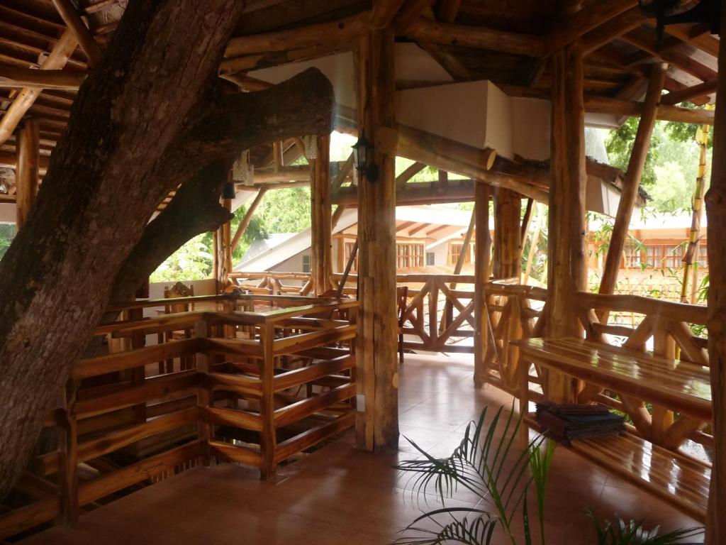 Palo Alto Bed & Breakfast Puerto Princesa Exteriör bild